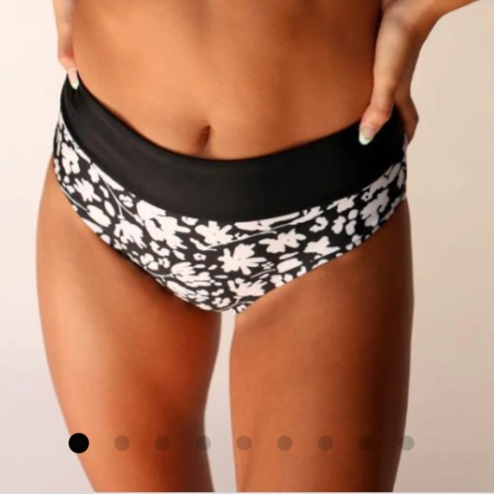 NWT Nani Swim magnolia mid rise bottom sz S